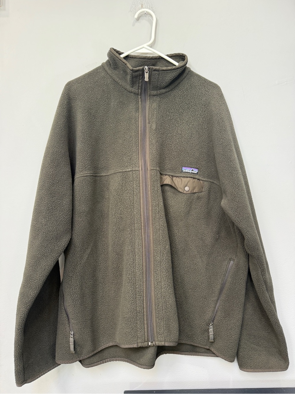 Patagonia Olive Green Full-Zip Fleece Jacket with Chest Snap Pocket